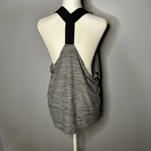 𝅺champion C9 Tank Top Size Large - Picture 5 of 6